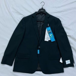 Bought this for my friends wedding. Brand new and never worn.